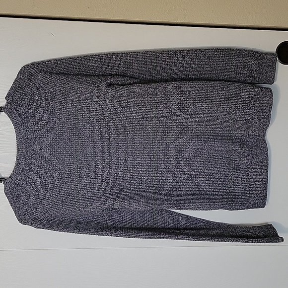 H&M Other - H&M Gray Crewneck Sweater for Men